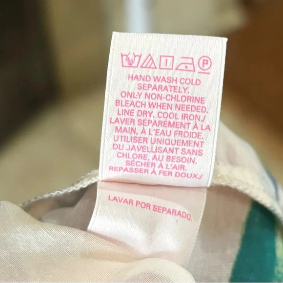 Victoria’s Secret Kimono,Cover Up, Shawl Size Small, Oversize Style Floral Print - Picture 7 of 7